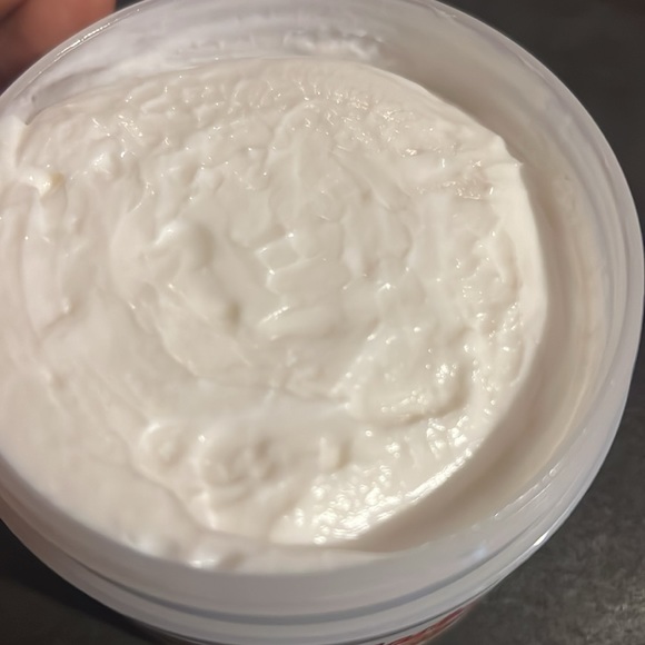 Coco colada tree hut whipped body butter brand new - Picture 2 of 2